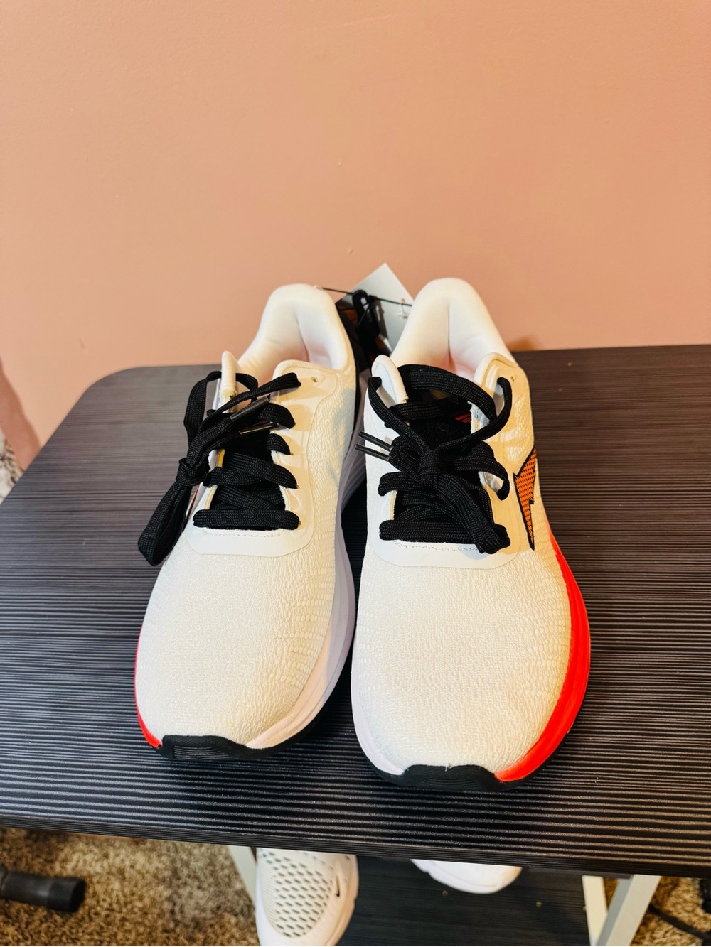 Avia men’s White/Black/Orange shoes